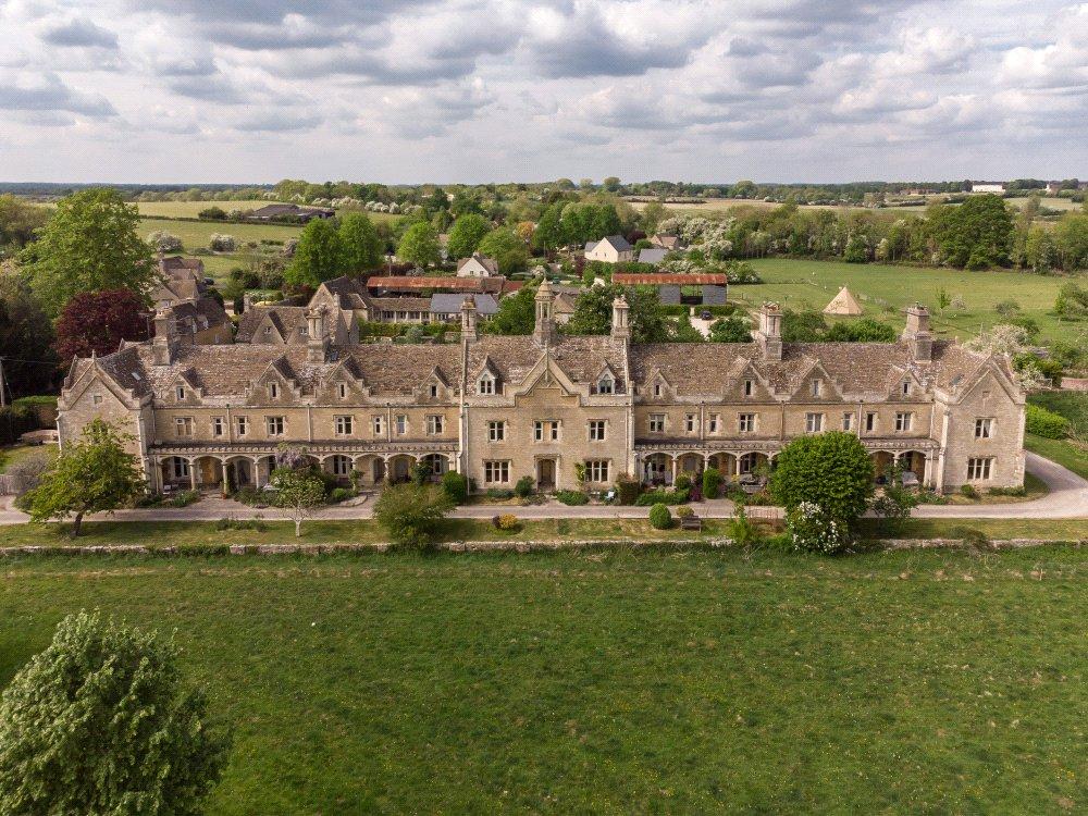 Edwards College