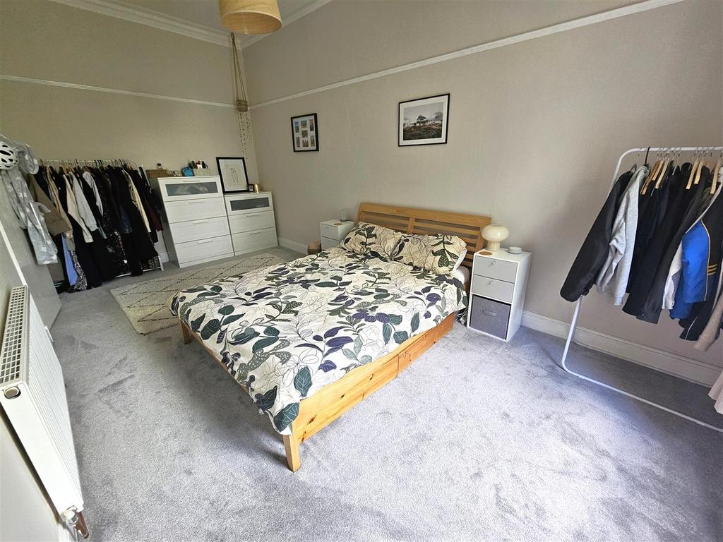 Bedroom (2).jpg