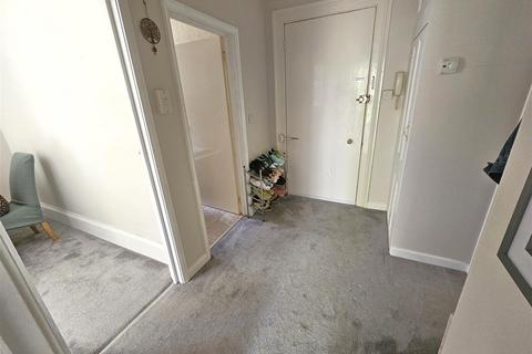 Flat 5, Merrivale House Crapstone Road, Yelverton, PL20 6BT