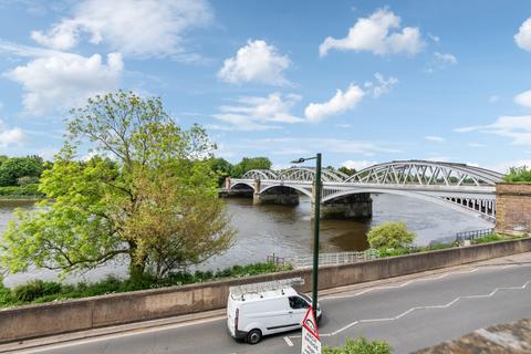1 bedroom flat for sale, The Terrace, Barnes, London