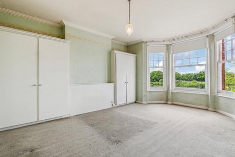 1 bedroom flat for sale, The Terrace, Barnes, London