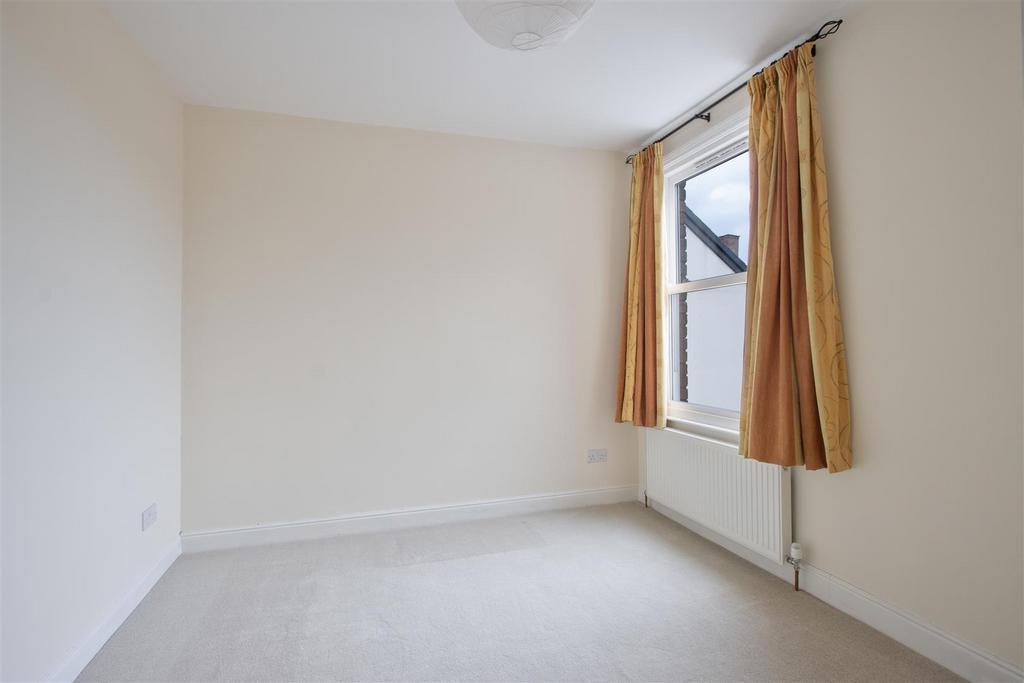 Bedroom 3.jpg