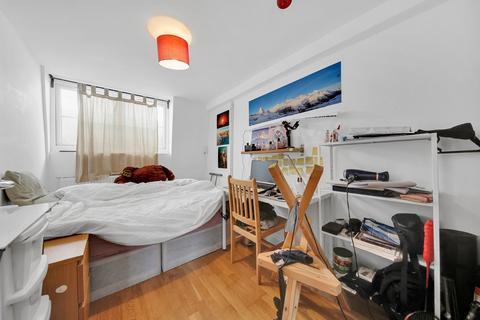 2 bedroom flat to rent, Sussex Way, Holloway, London