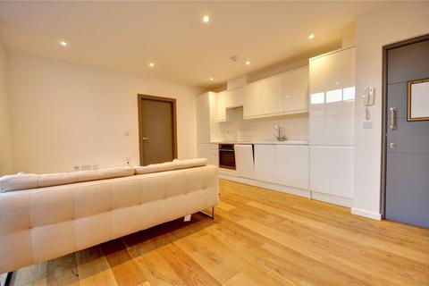1 bedroom apartment for sale, Station Approach, Godalming, Surrey, GU7