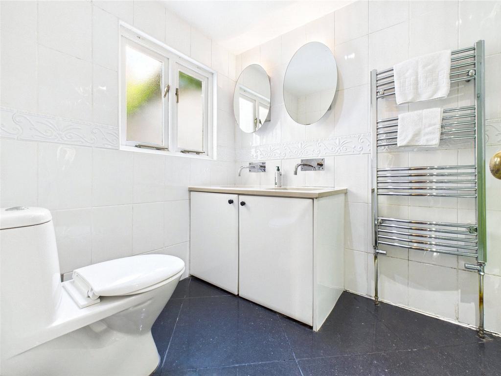 GF Bathroom