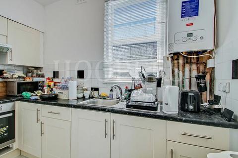 2 bedroom flat for sale, Cobbold Road, London, NW10