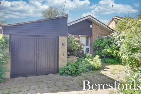 3 bedroom bungalow for sale, Tennyson Road, Hutton, CM13