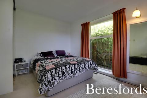 3 bedroom bungalow for sale, Tennyson Road, Hutton, CM13
