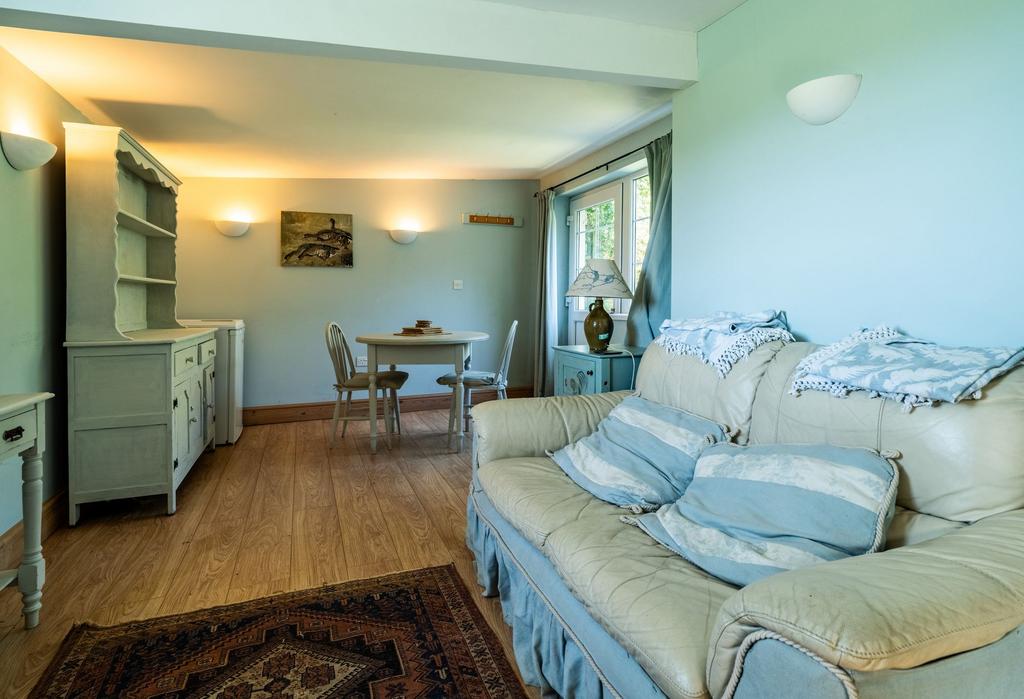 Living room 2