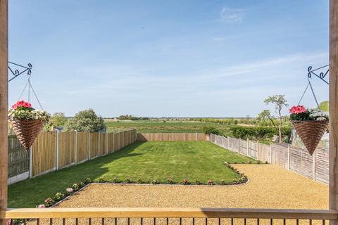 undefined, Chain Free in Reedham