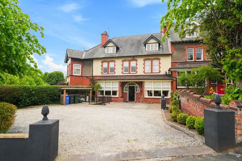 5 bedroom terraced house for sale, Windsor Road, Doncaster, DN2