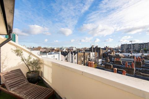 4 bedroom terraced house to rent, Callcott Street, Kensington, London, W8