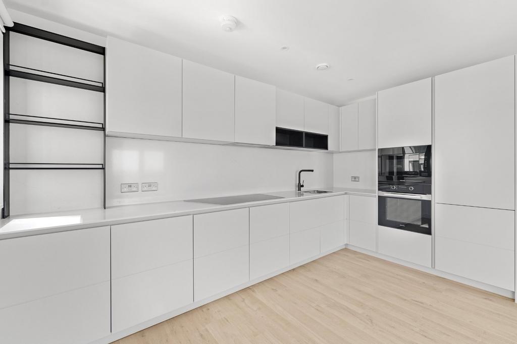 Apartment in London - View 5
