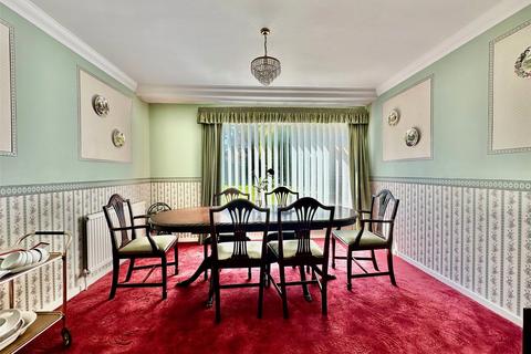 5 bedroom detached house for sale, Kings Drive, Eastbourne, East Sussex, BN21