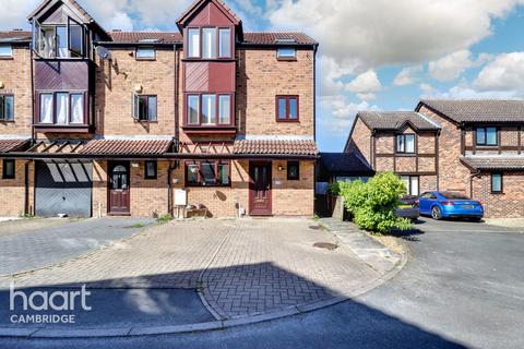 4 bedroom end of terrace house for sale, The Sycamores, Cambridge