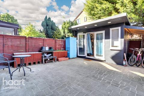 4 bedroom end of terrace house for sale, The Sycamores, Cambridge