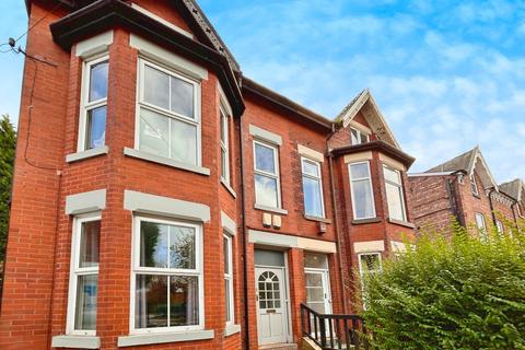 1 bedroom semi-detached house to rent, Aubrey Road, Manchester, Greater Manchester, M14