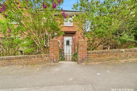 3 Backstone Road, Consett, DH8 8QW