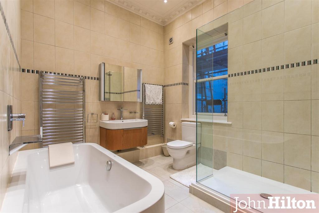 2 Rufford Court New-32.jpg