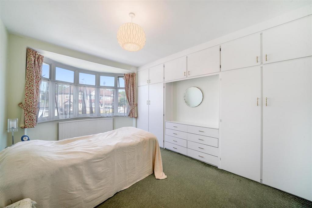 35 St Andrews Avenue - 2 Nl GG9 V1mww YT2owd8w E.jpg