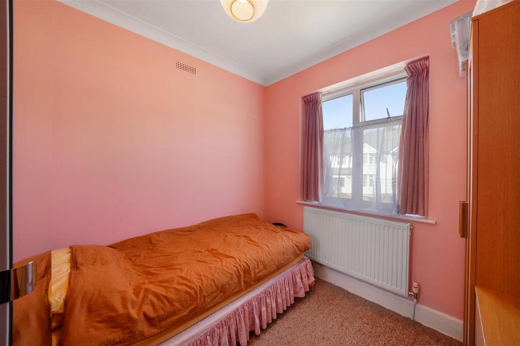 35 St Andrews Avenue - Ajll Ja4t Ncuk Oqm Nhj Dn.jpg