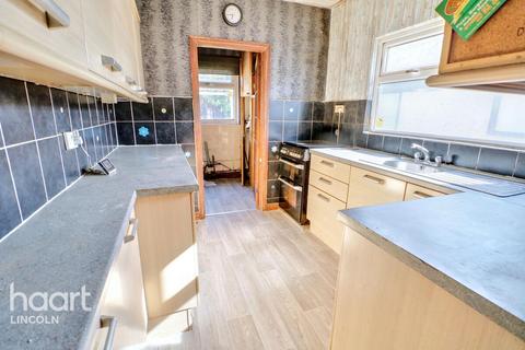 4 bedroom detached bungalow for sale, Bunkers Hill, Lincoln