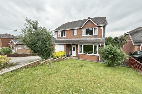 4 bedroom detached house for sale, Golwg Yr Afon, Fforest
