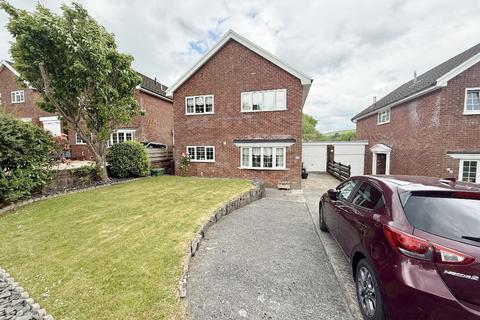 undefined, Clos Glyndwr, Hendy