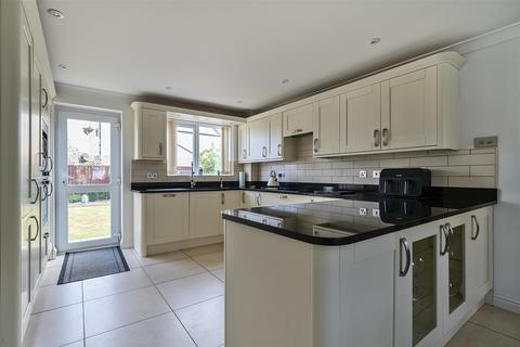 10 Durley Park, Neston, Corsham, SN13 9YG