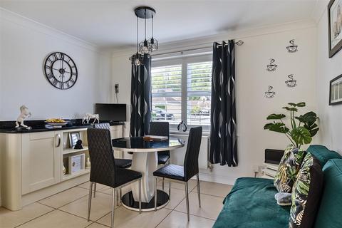 10 Durley Park, Neston, Corsham, SN13 9YG