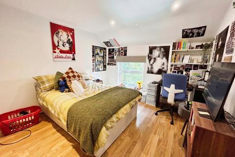 1 bedroom semi-detached house to rent, Aubrey Road, Manchester, Greater Manchester, M14