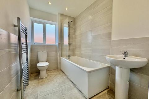 2 bedroom detached bungalow to rent, 29 Auckland Road, Kingswinford