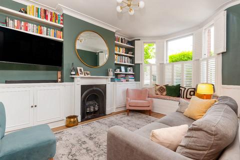 15 Ailsa Avenue, Twickenham, TW1 1NF