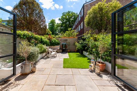 15 Ailsa Avenue, Twickenham, TW1 1NF