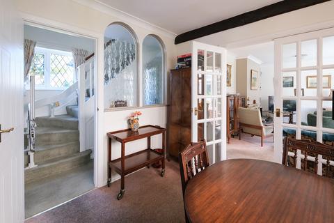7 Apple Grove, Bognor Regis, PO21 4NB