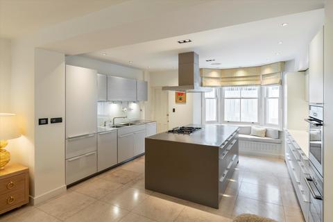 4 bedroom detached house for sale, Redburn Street, Chelsea, London, SW3