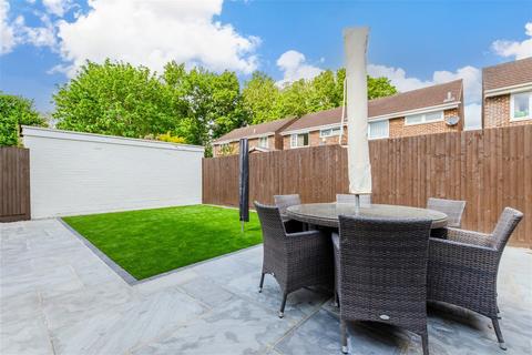 59 Olivers Mill, New Ash Green, Longfield, DA3 8RF
