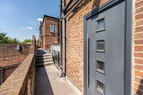 1 bedroom flat for sale, Station Parade, Belmont, Harrow, HA3
