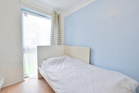 2 bedroom flat for sale, Archery Close, Wealdstone, Harrow, HA3