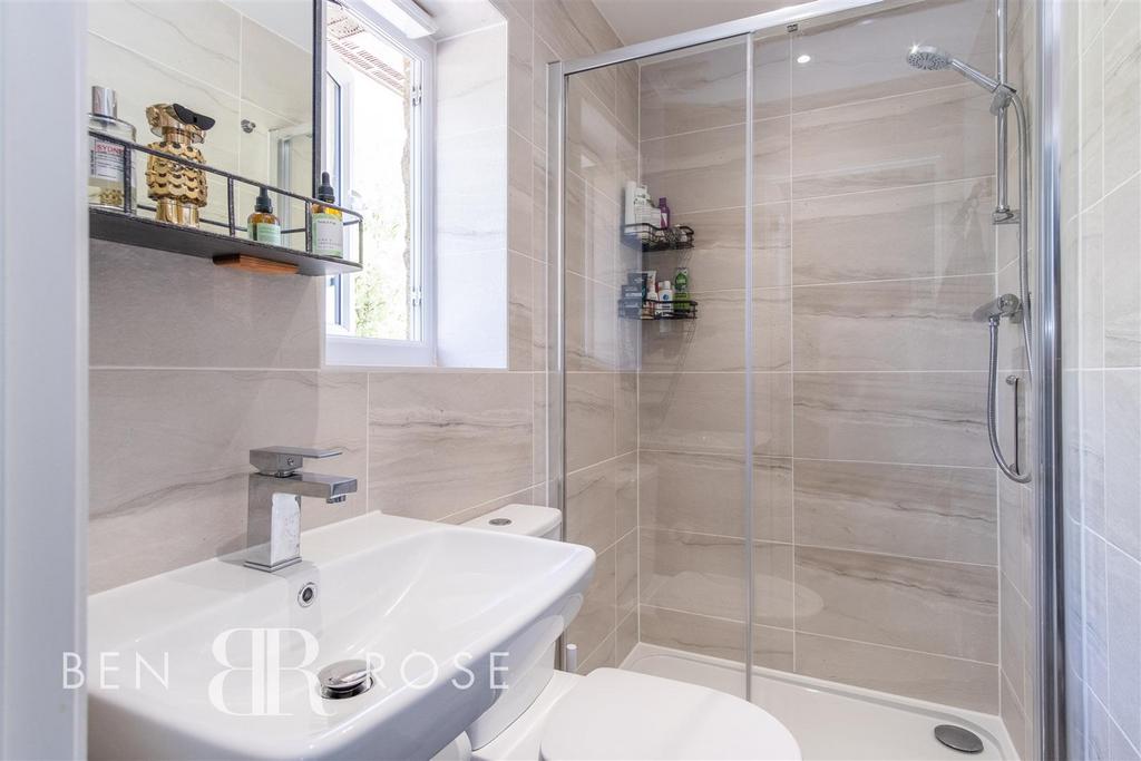 Master Ensuite