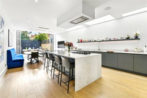 6 bedroom end of terrace house to rent, Quarrendon Street, London, SW6