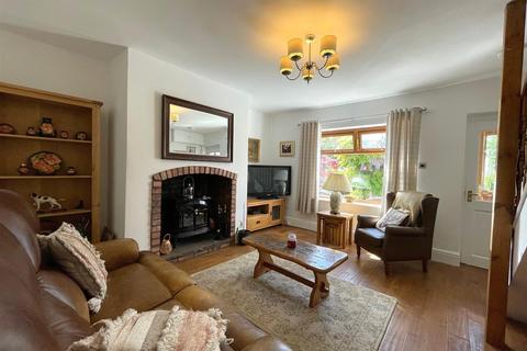 18 Dobb Brow Road, Westhoughton, Bolton, BL5 2AY