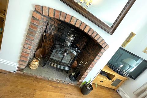 18 Dobb Brow Road, Westhoughton, Bolton, BL5 2AY