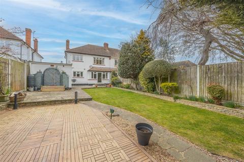 undefined, SOUTHBOURNE GROVE, Westcliff-On-Sea