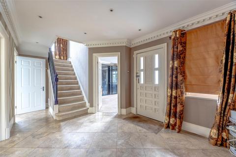 undefined, SOUTHBOURNE GROVE, Westcliff-On-Sea