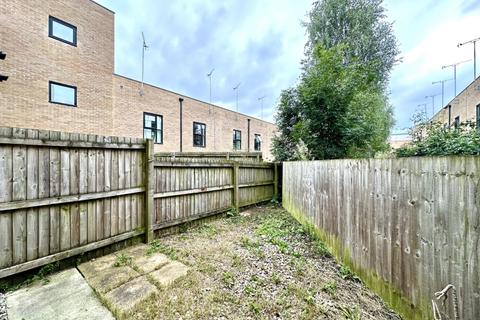 3 bedroom townhouse for sale, Cooke Place, Colman Gardens, Salford Quays M5