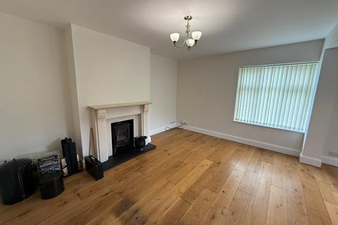 3 bedroom semi-detached house to rent, Rushfield, Potters Bar, EN6