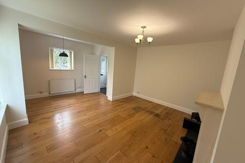 3 bedroom semi-detached house to rent, Rushfield, Potters Bar, EN6
