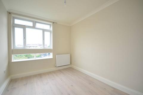 2 bedroom flat to rent, Ravenscroft Street, Shoreditch, London, E2