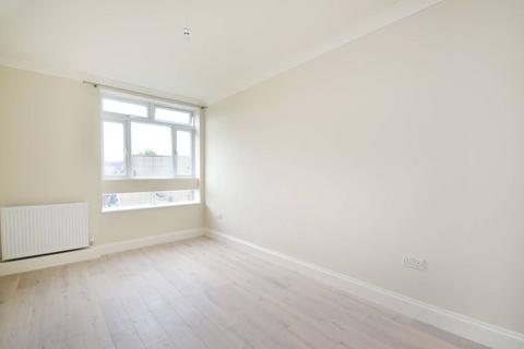 2 bedroom flat to rent, Ravenscroft Street, Shoreditch, London, E2